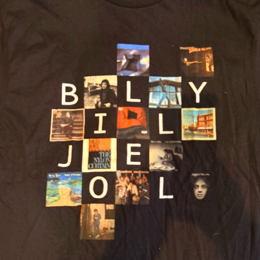 Billy Joel graphic t shirt size large brand new
